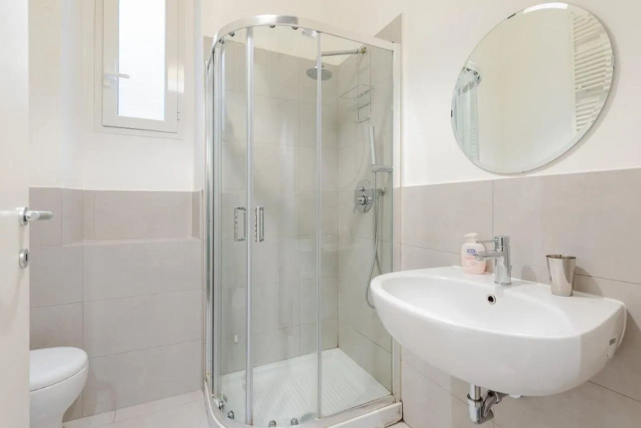 New & Cozy Apt In Porta Romana Milano 0*,  Italien