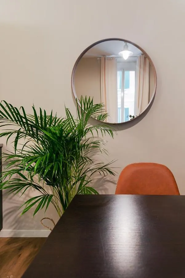 New & Cozy Apt In Porta Romana Milano Italien