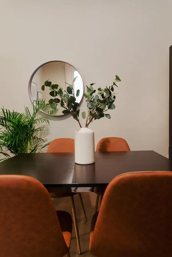 Lejlighed New & Cozy Apt In Porta Romana Milano Italien