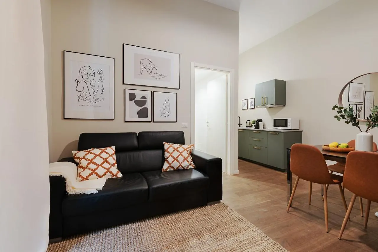 New & Cozy Apt In Porta Romana Milano Lejlighed